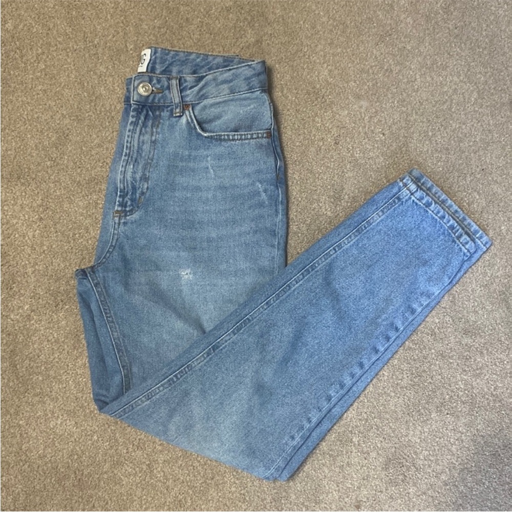 BDG Urban Outfitters Light Wash Mom Jeans Size 26